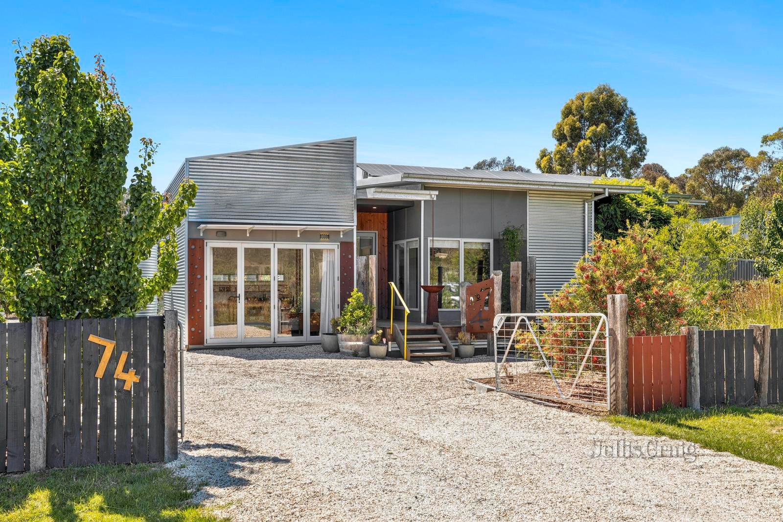 74 Fryers Road, Chewton image 2