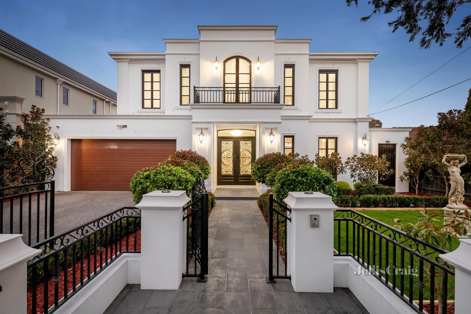 74 Guinevere Parade, Glen Waverley image 1