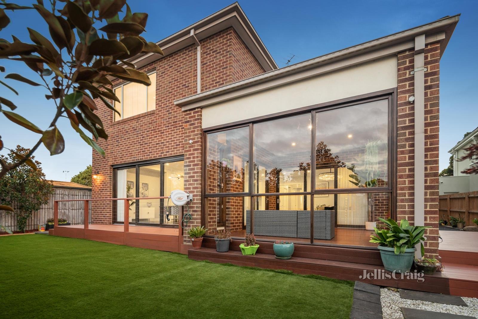 74 Guinevere Parade, Glen Waverley image 20