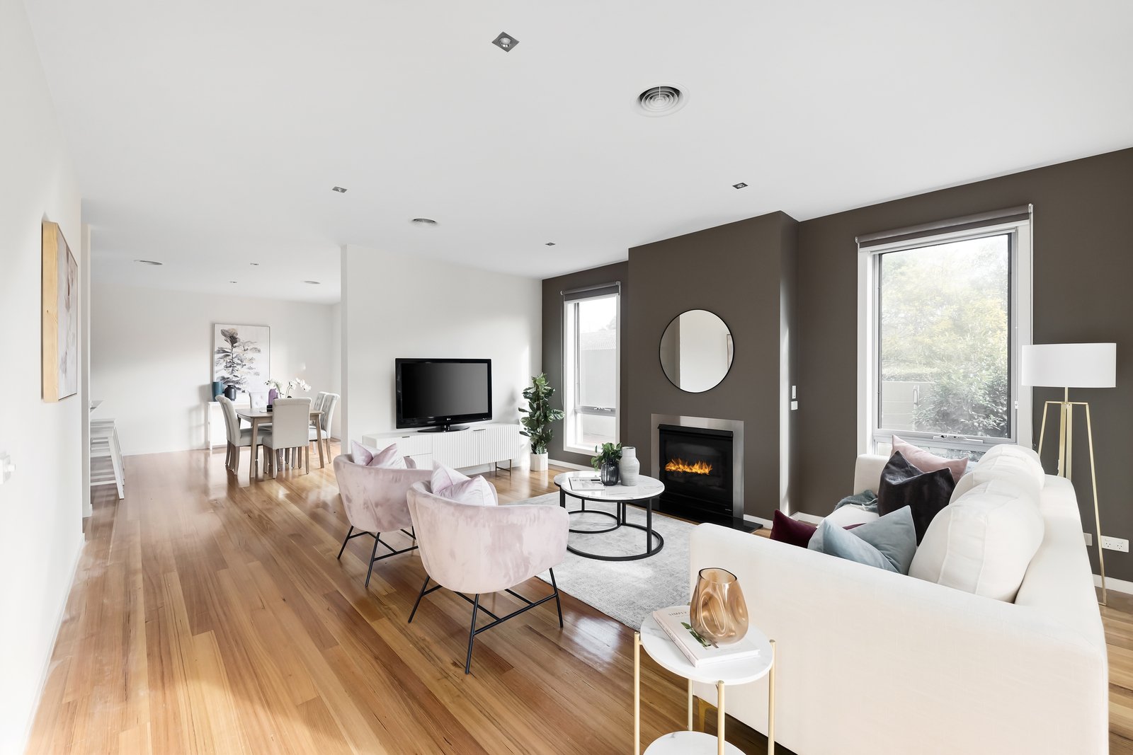 Property Gallery Thumbnail 6
