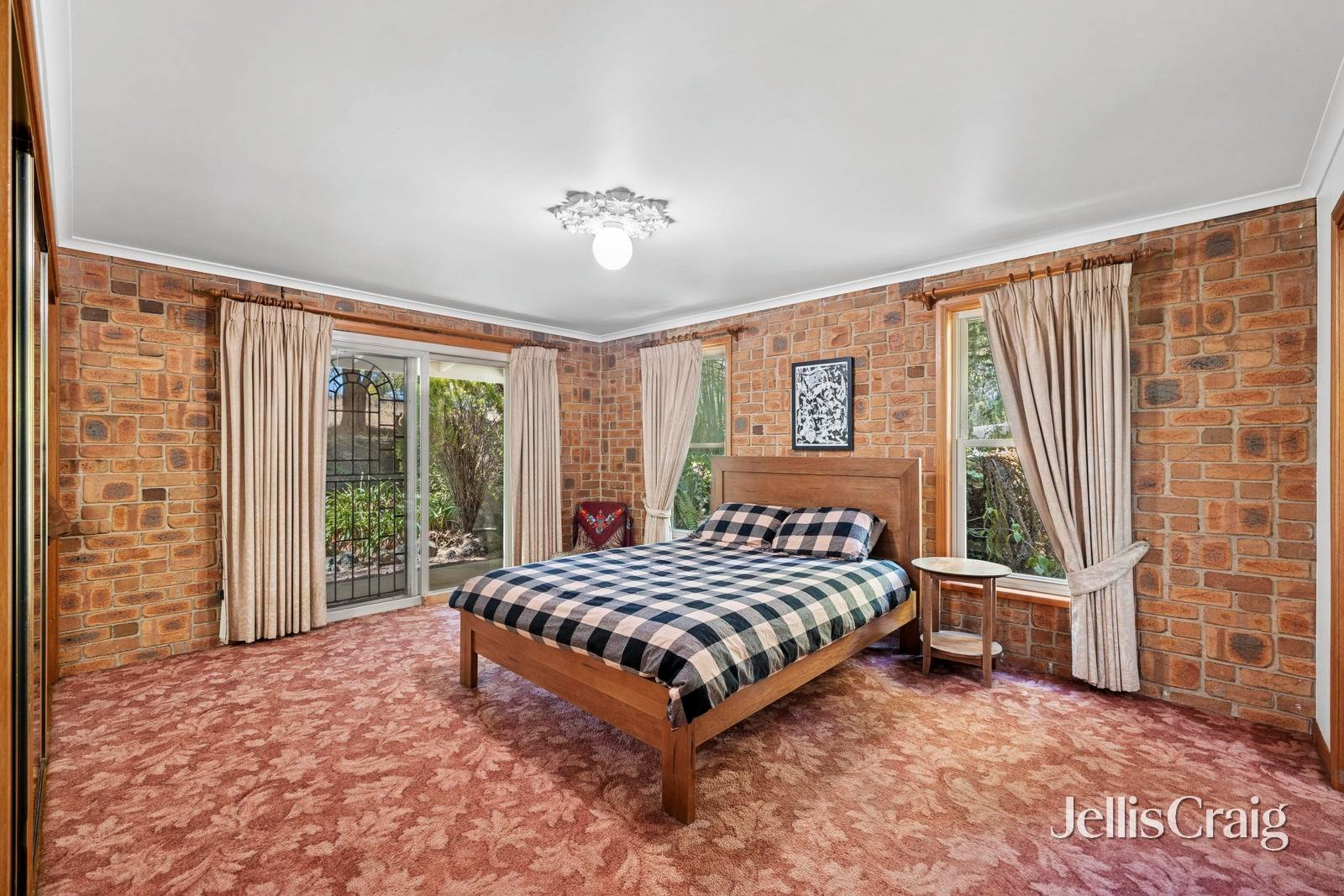 74 Kellett Road, Woodend image 9