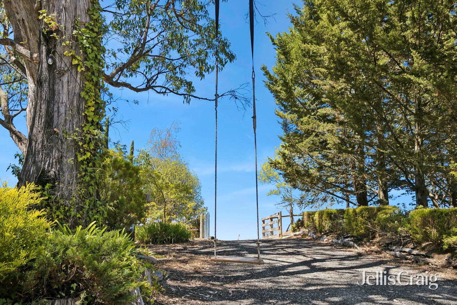 74 Kellett Road, Woodend image 16