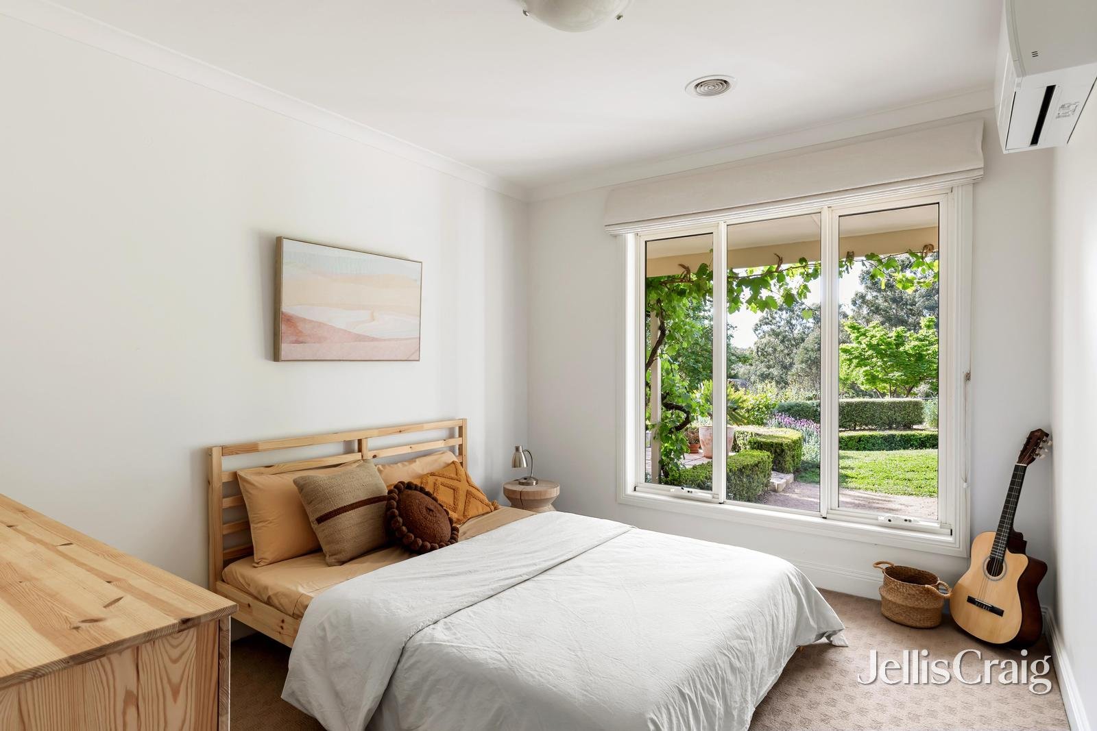 74 Meander Road, Hurstbridge image 12