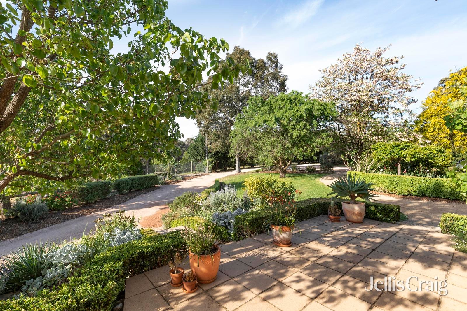74 Meander Road, Hurstbridge image 21