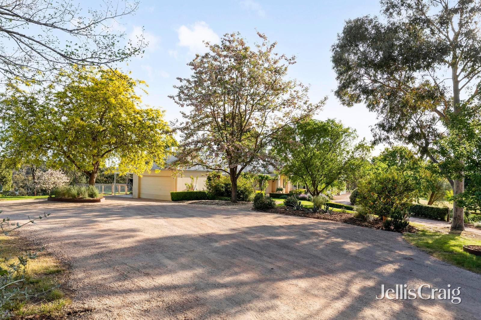 74 Meander Road, Hurstbridge image 26