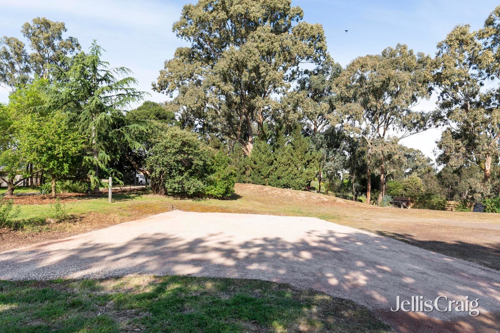 74 Meander Road, Hurstbridge image 30