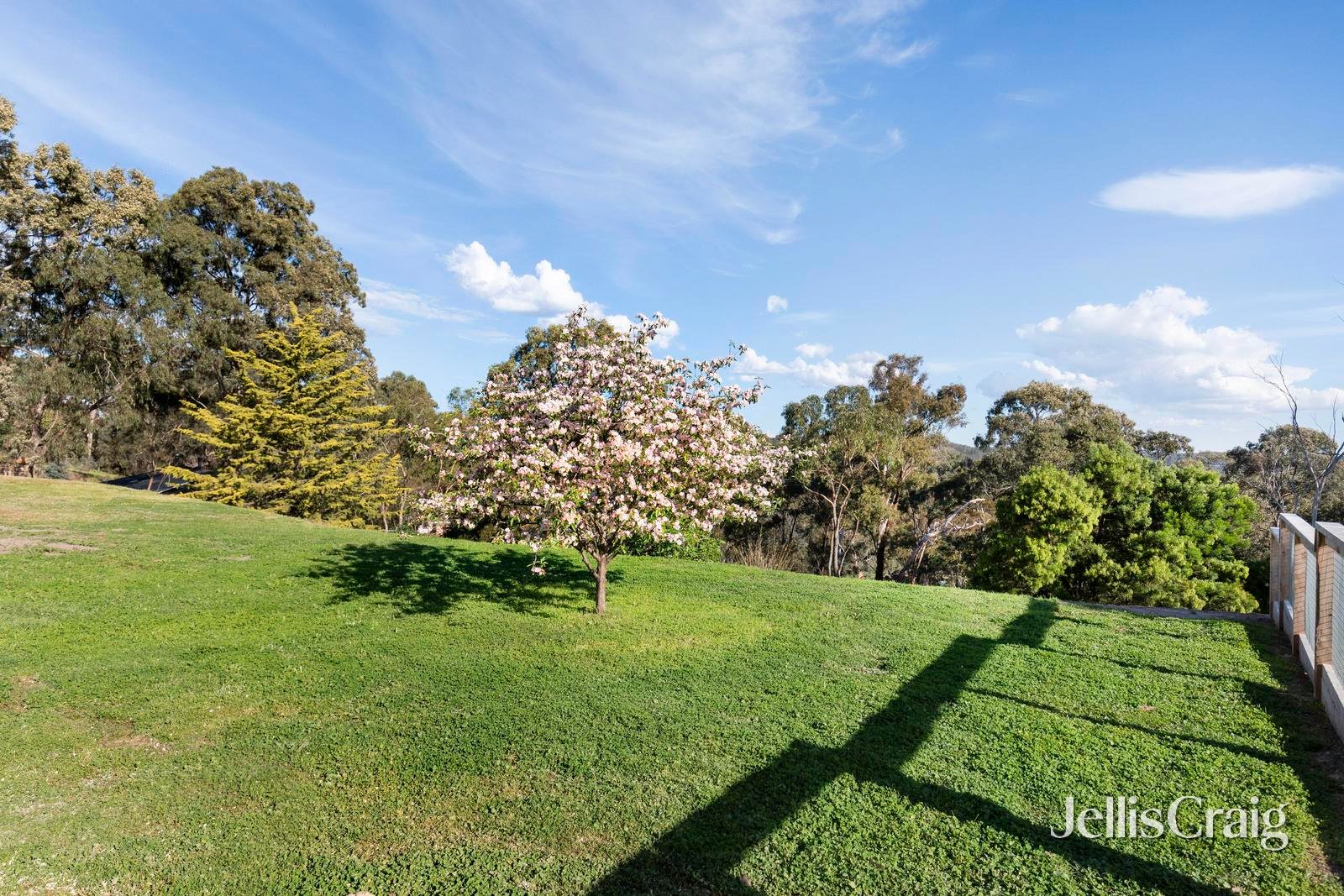 74 Meander Road, Hurstbridge image 32