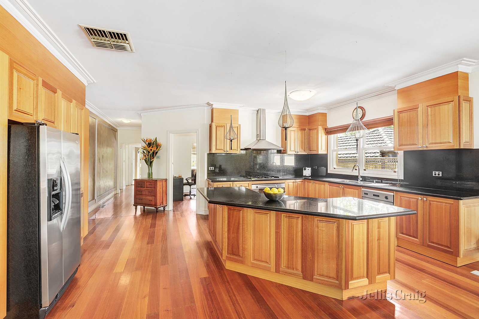 74 Millewa Avenue, Malvern East image 3