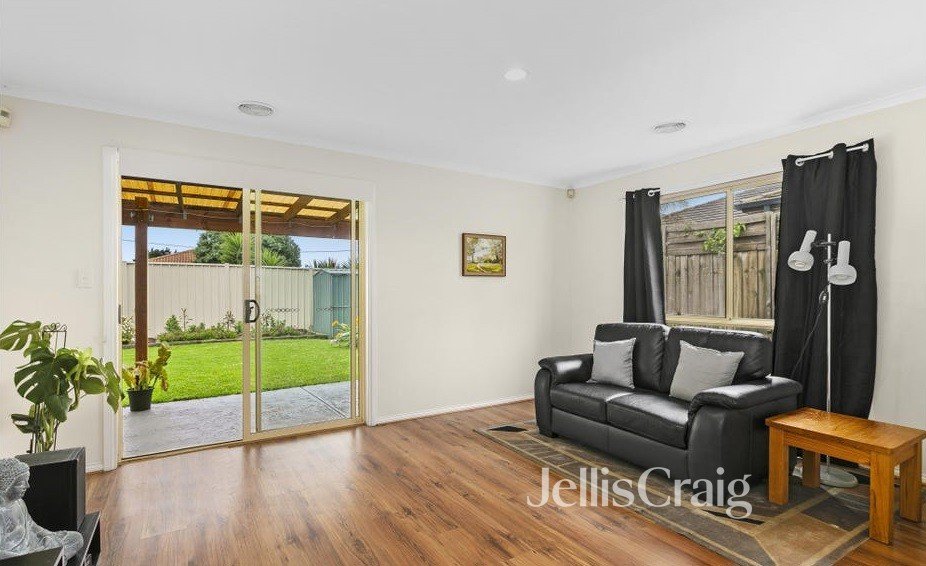 74 Myers Parade, Altona&nbsp;Meadows image 2