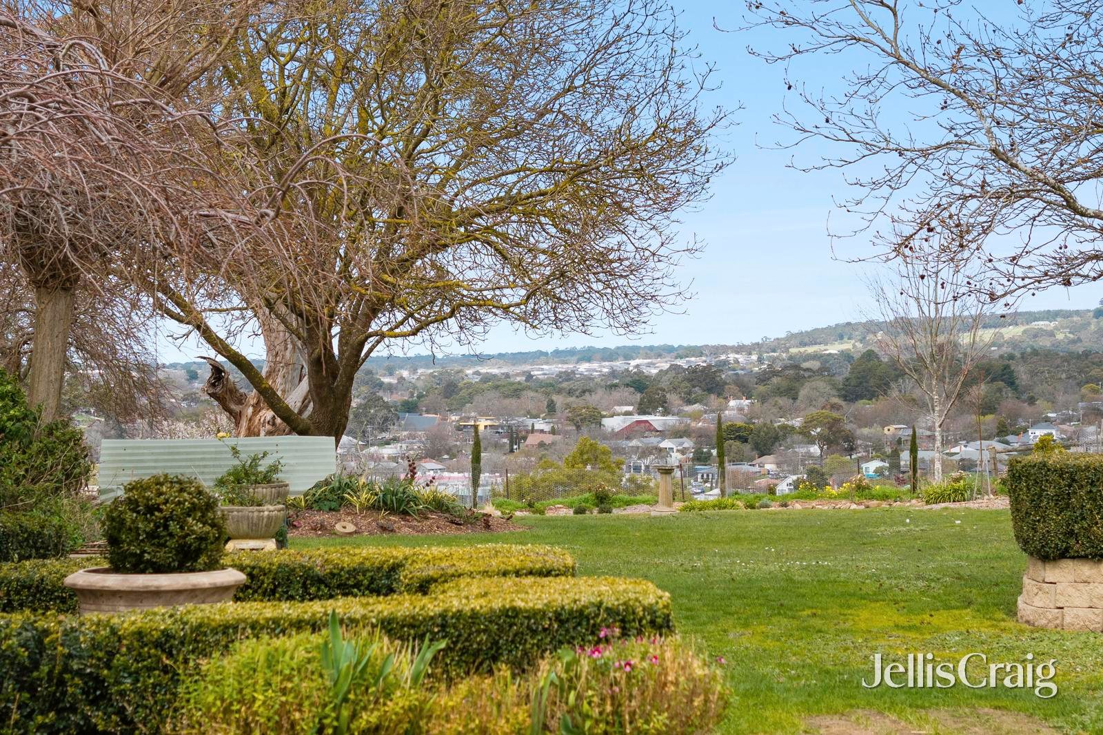 74 Skyline Drive, Gisborne image 2