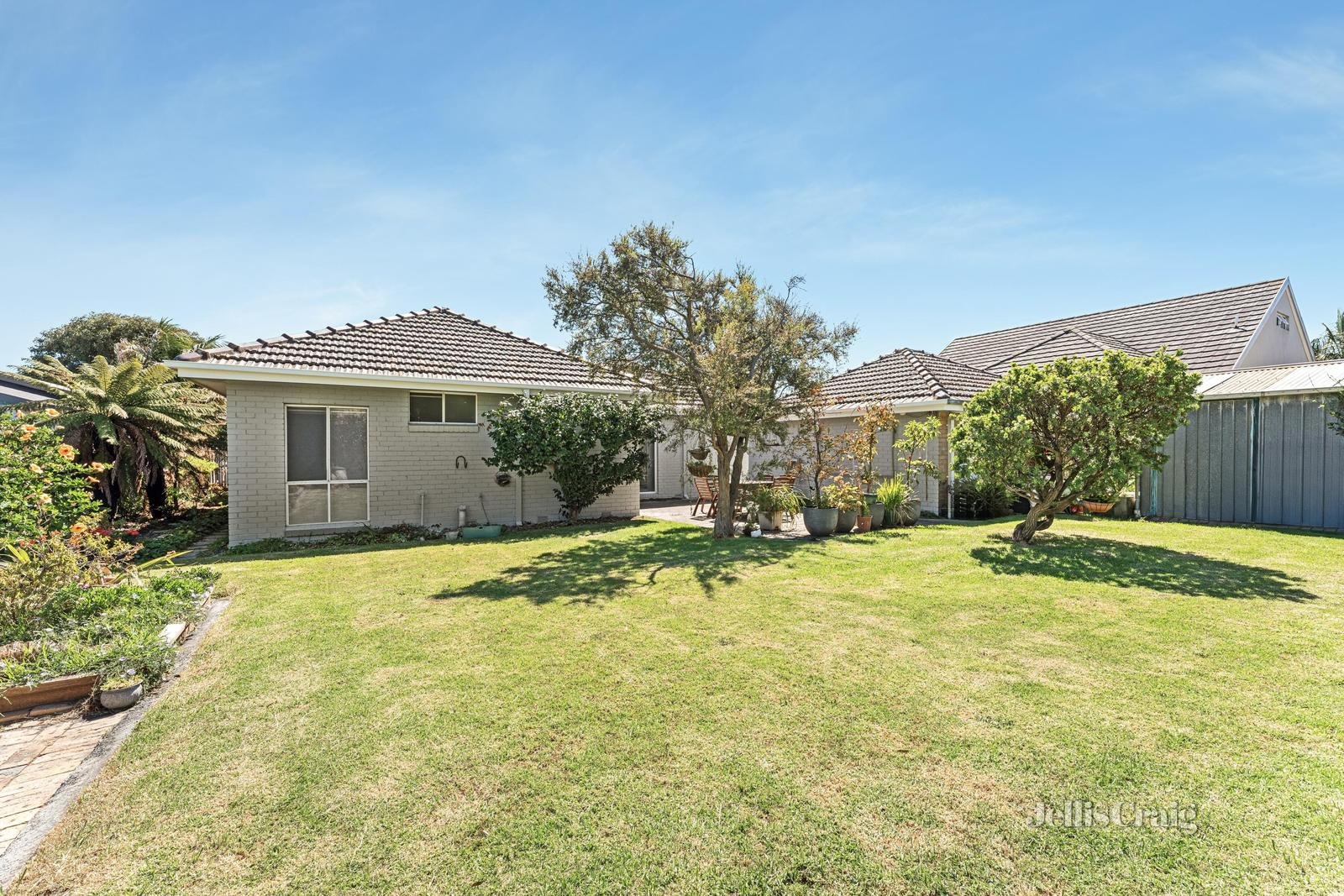 74 Warren Road, Mordialloc image 13