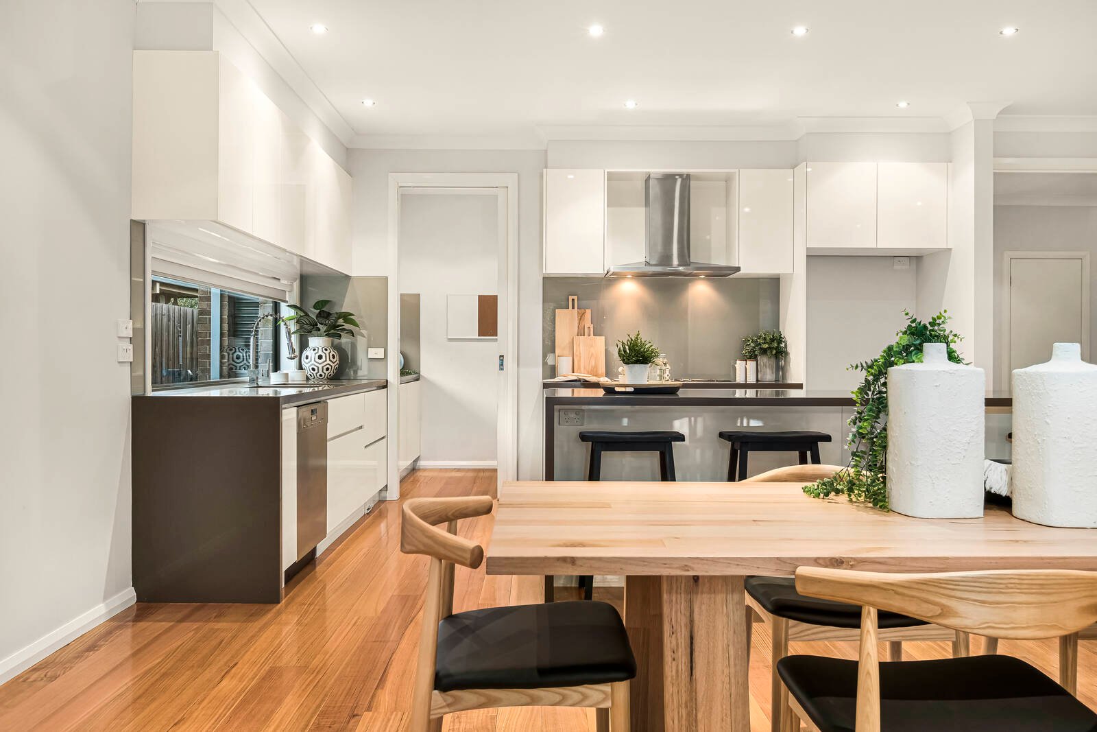 Property Gallery Thumbnail 5