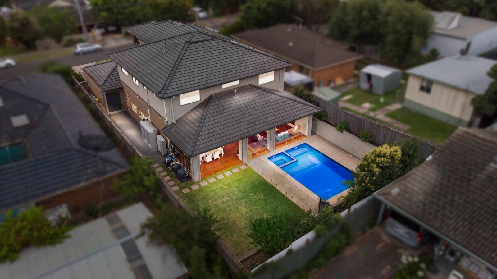 Property Gallery Thumbnail 11