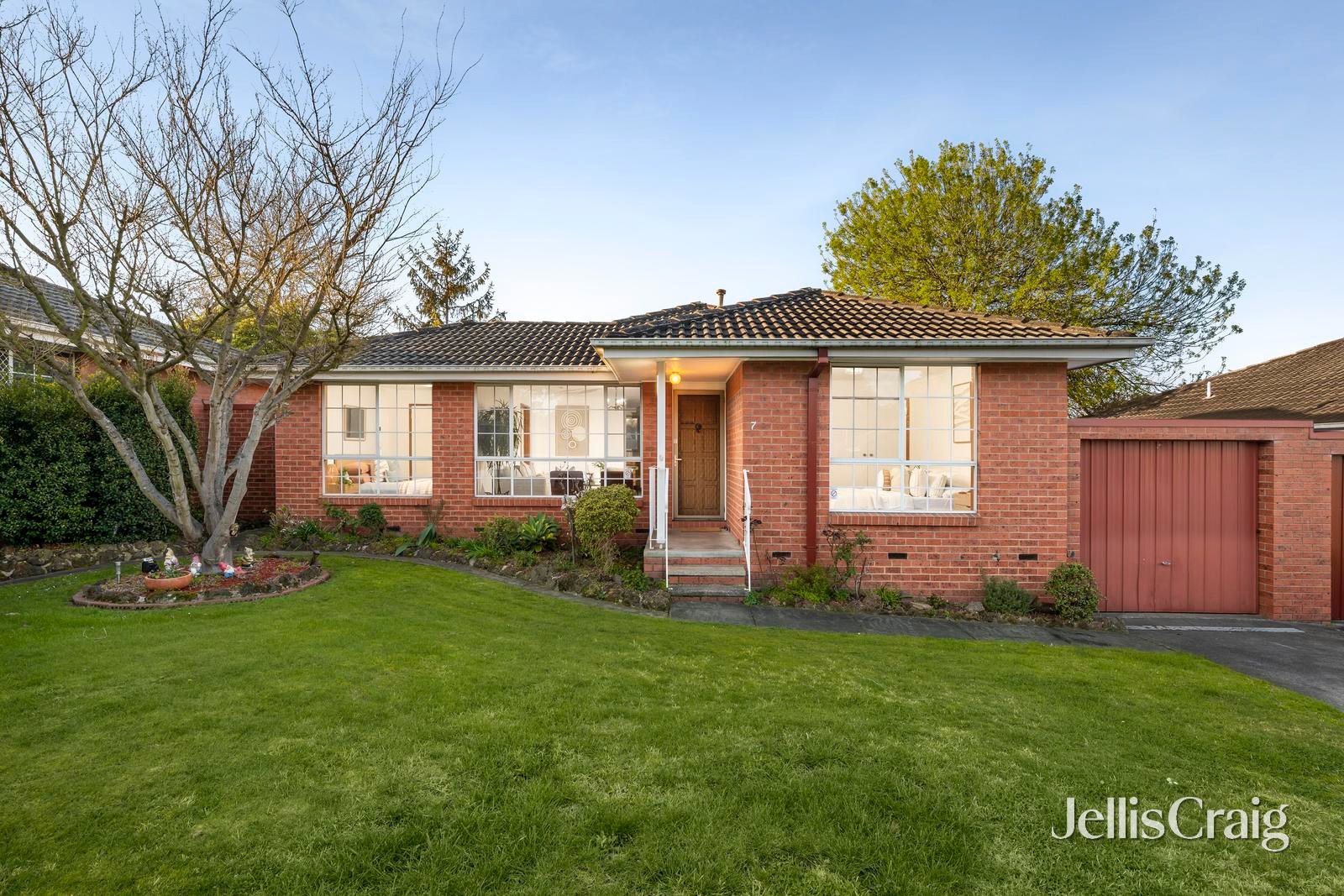7/40-44 Lusher Road, Croydon image 1