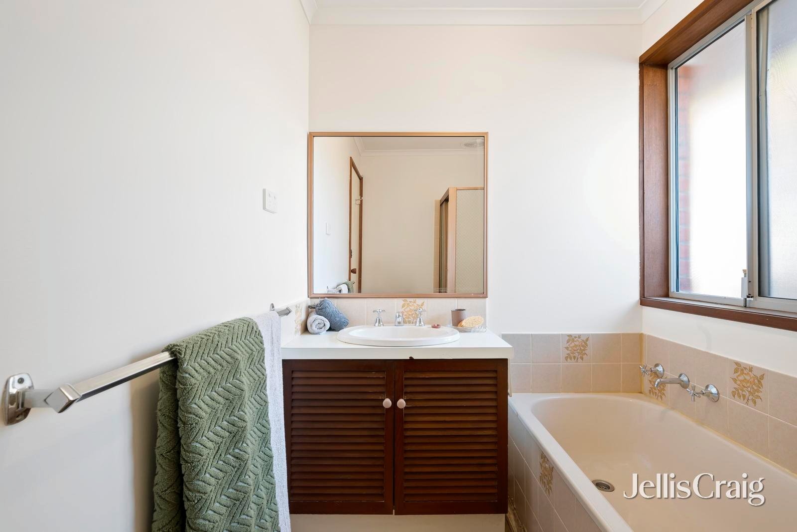 7/40-44 Lusher Road, Croydon image 11