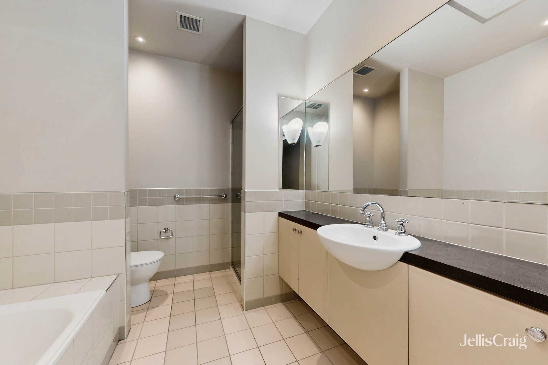 7/40 Grange Road, Toorak image 9