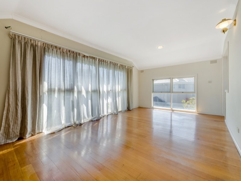 741 Elgar Road, Doncaster image 6