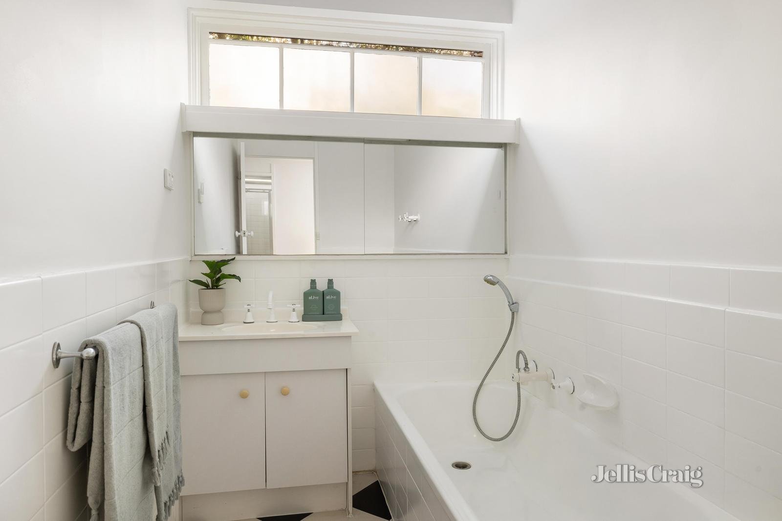 7/41 Rockley Road, South Yarra image 7