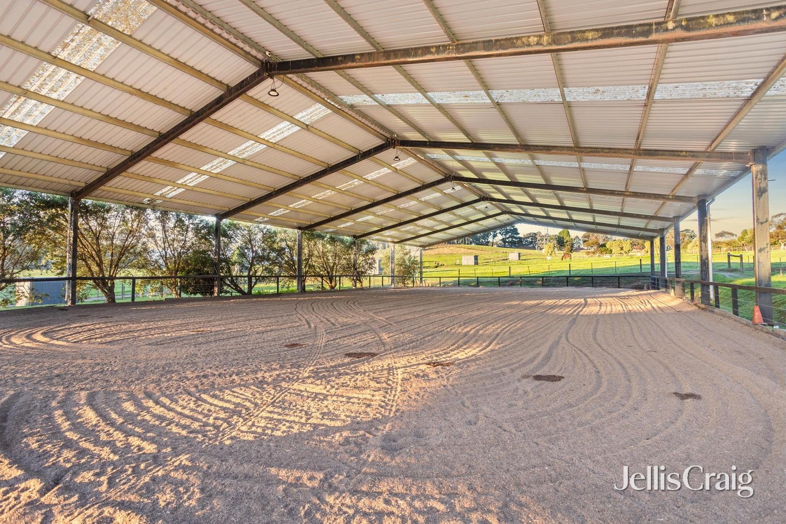 741 Warburton Highway, Seville image 6