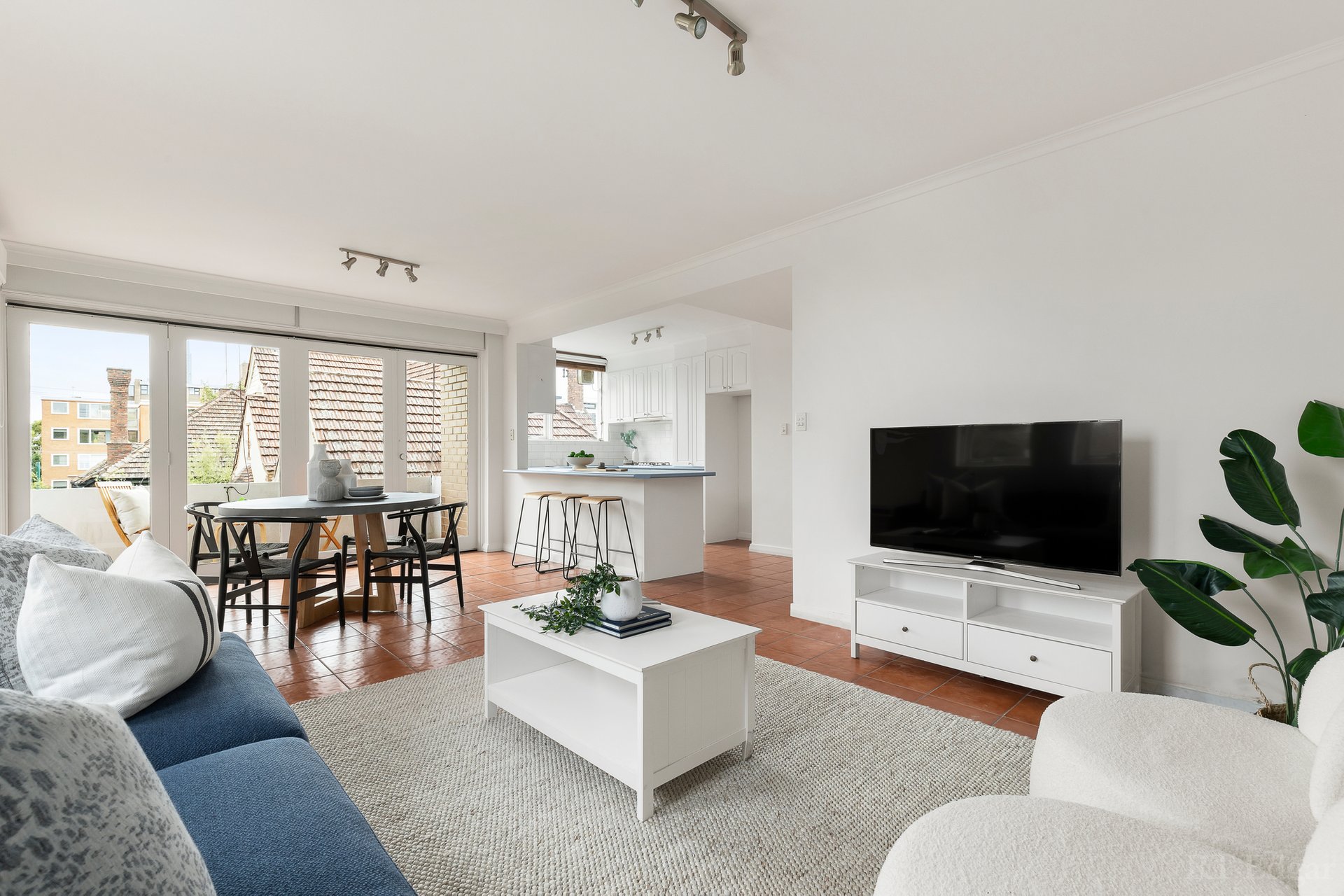 Property Gallery - Main Image