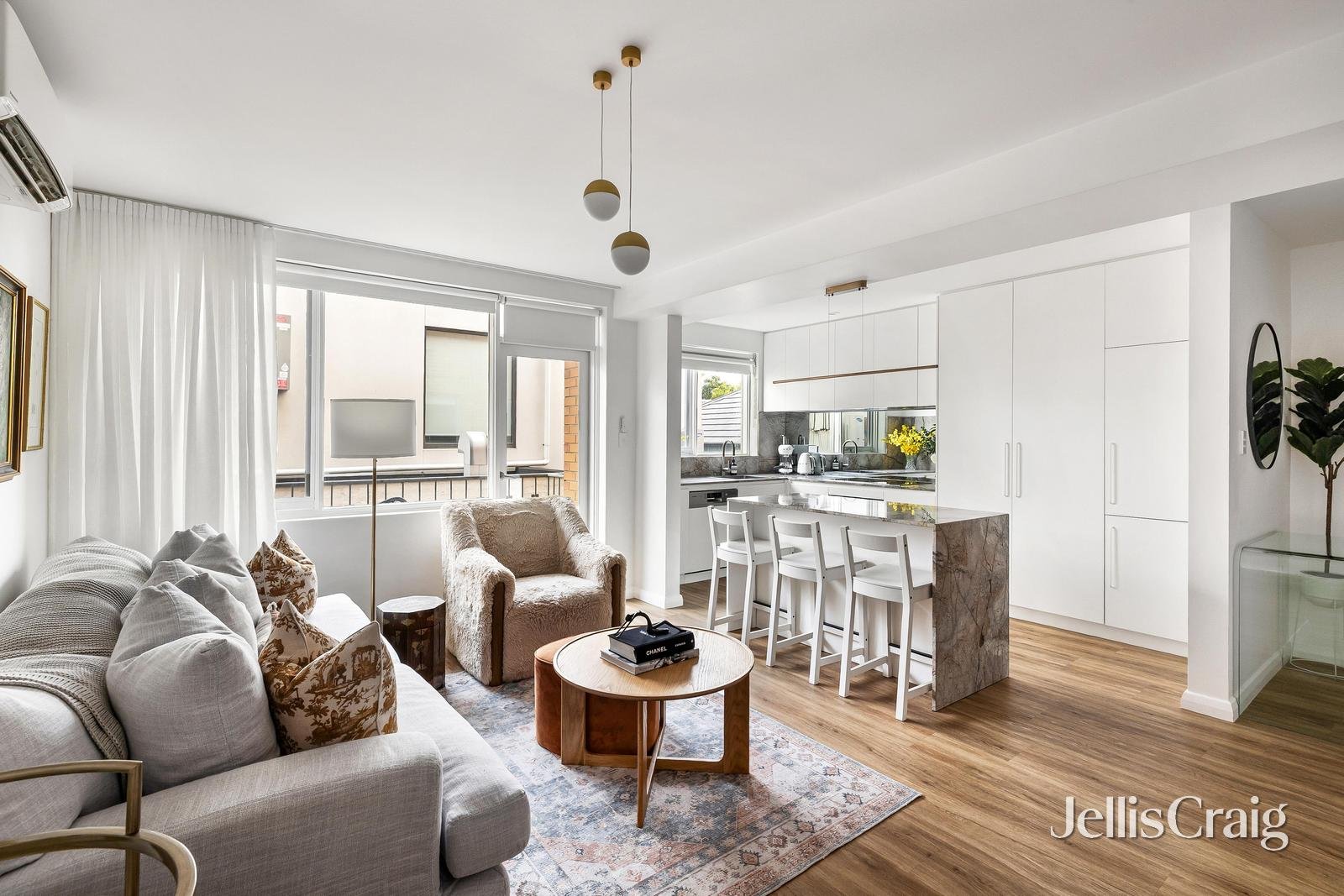 7/42 Winter Street, Malvern image 2