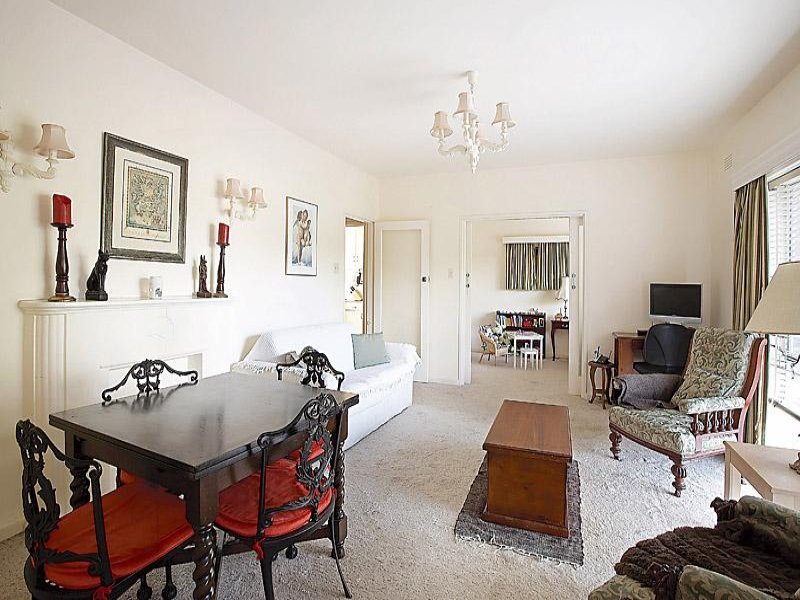 7/420 Whitehorse Road, Surrey Hills image 2