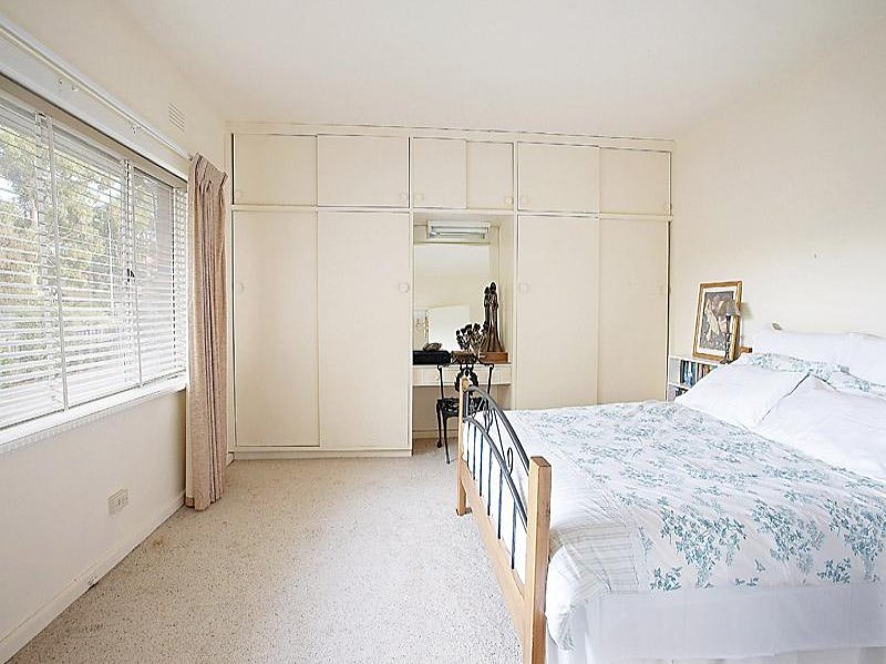 7/420 Whitehorse Road, Surrey Hills image 4