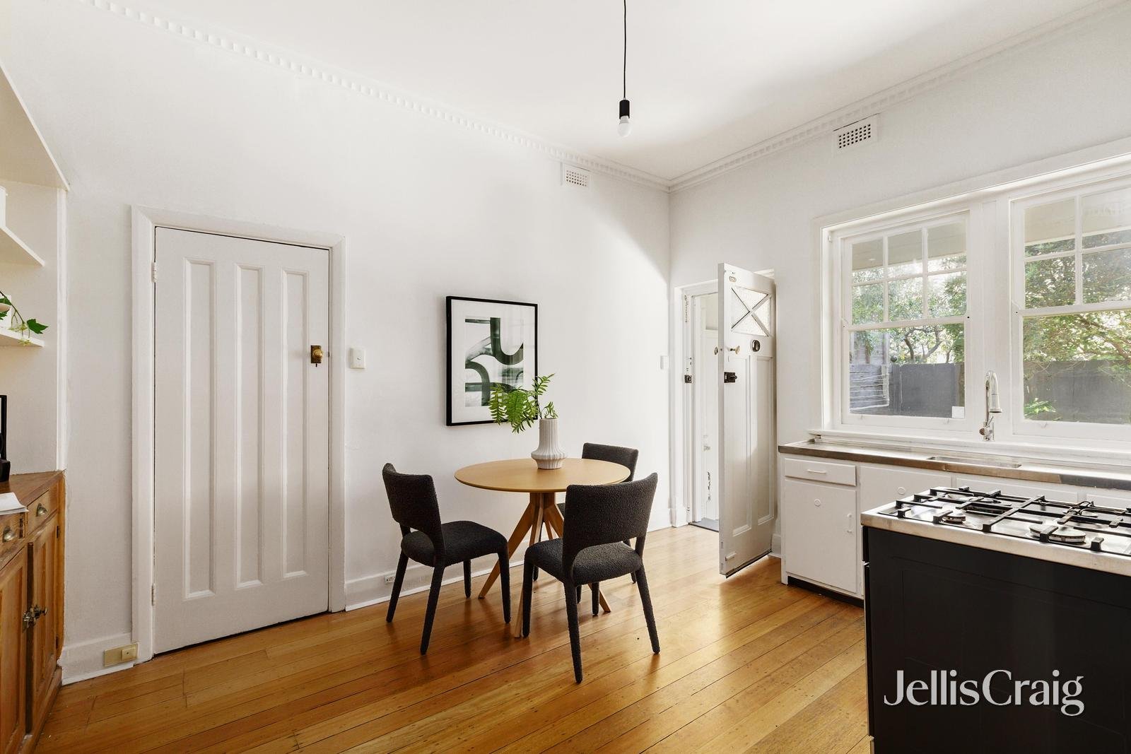 7/43 Acland Street, St&nbsp;Kilda image 4