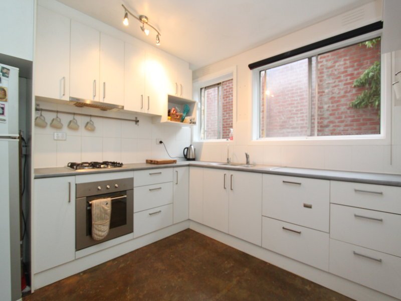 Property Gallery Thumbnail 3