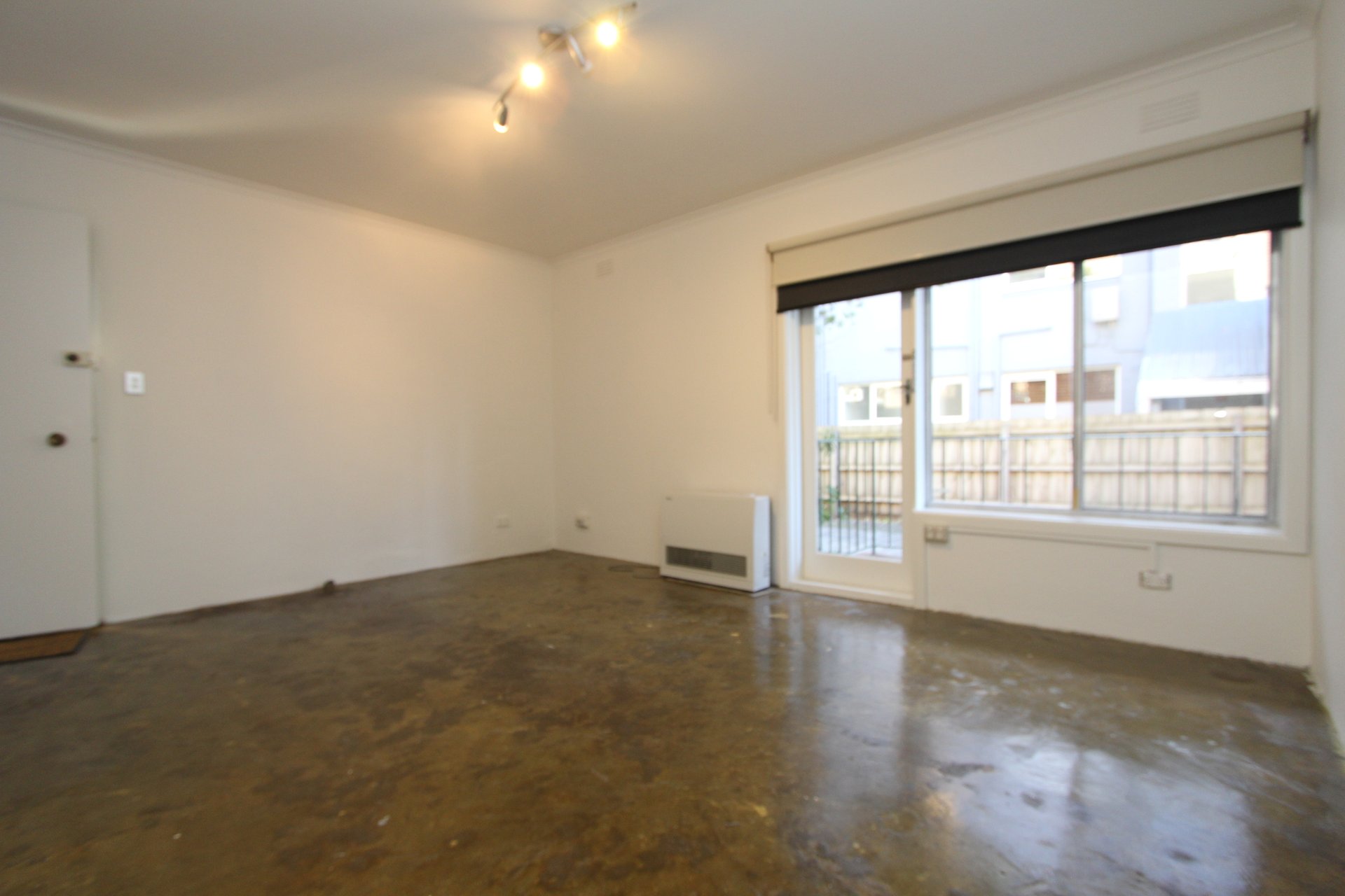 Property Gallery Thumbnail 2