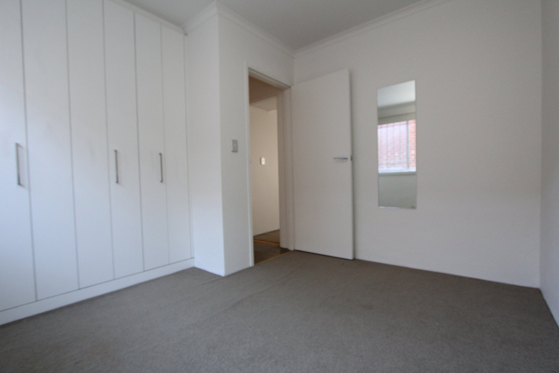 Property Gallery Thumbnail 6