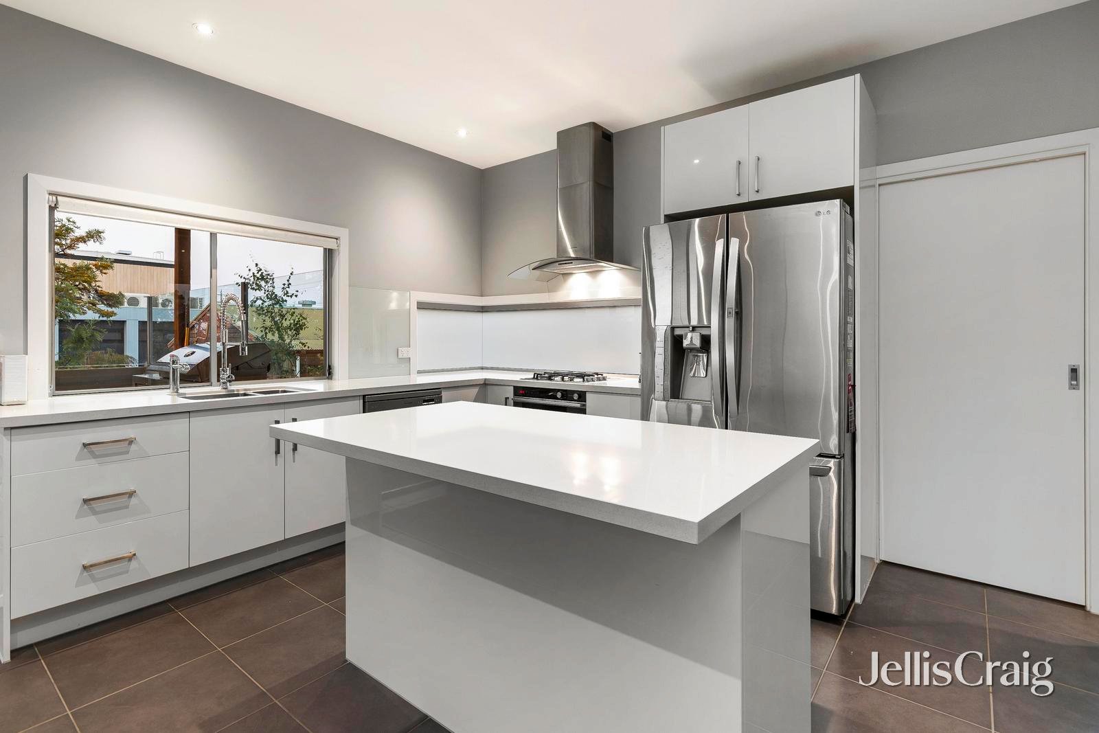 743a Nepean Highway, Mornington image 2