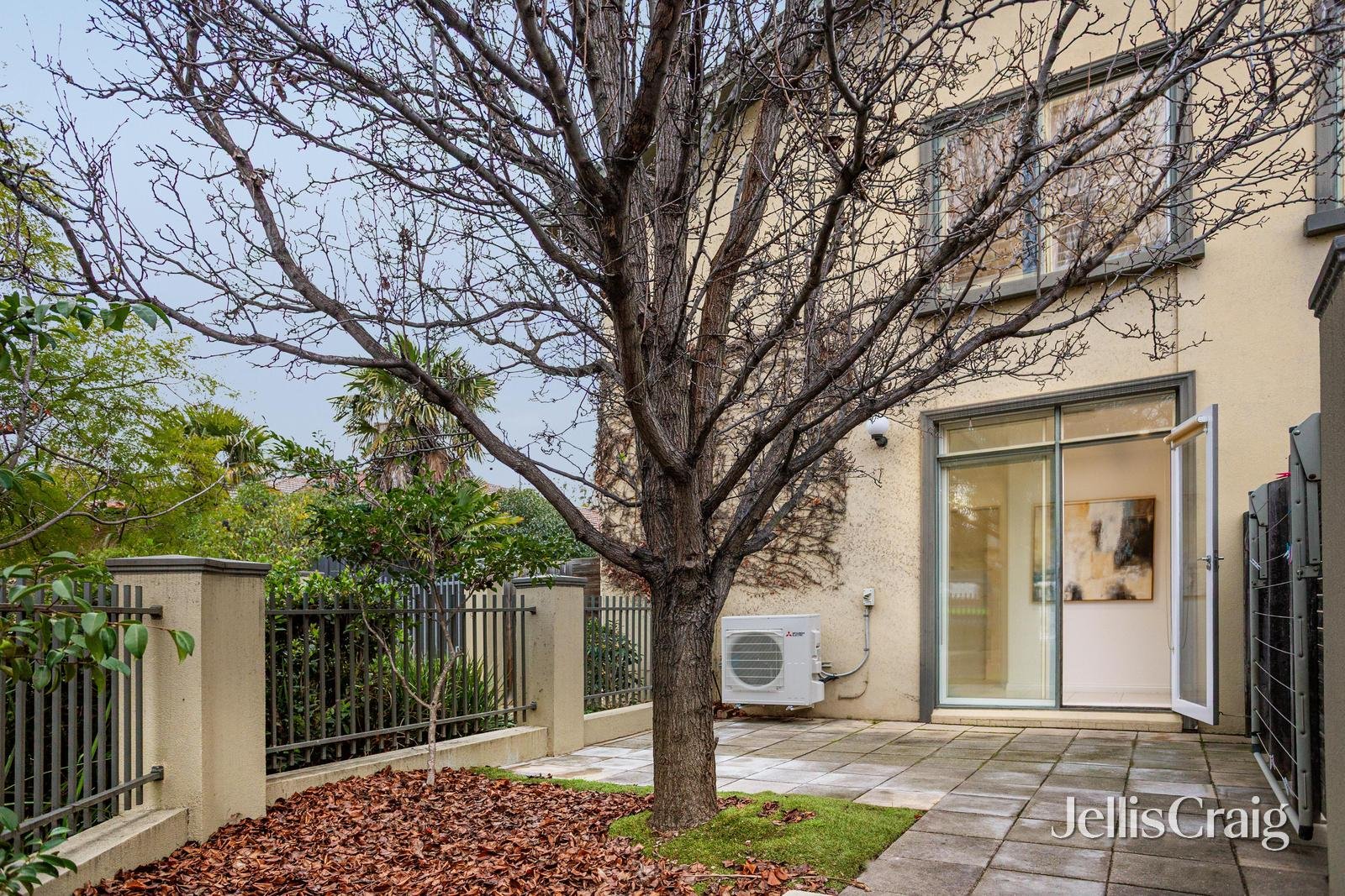 74a Riversdale Road, Hawthorn image 11