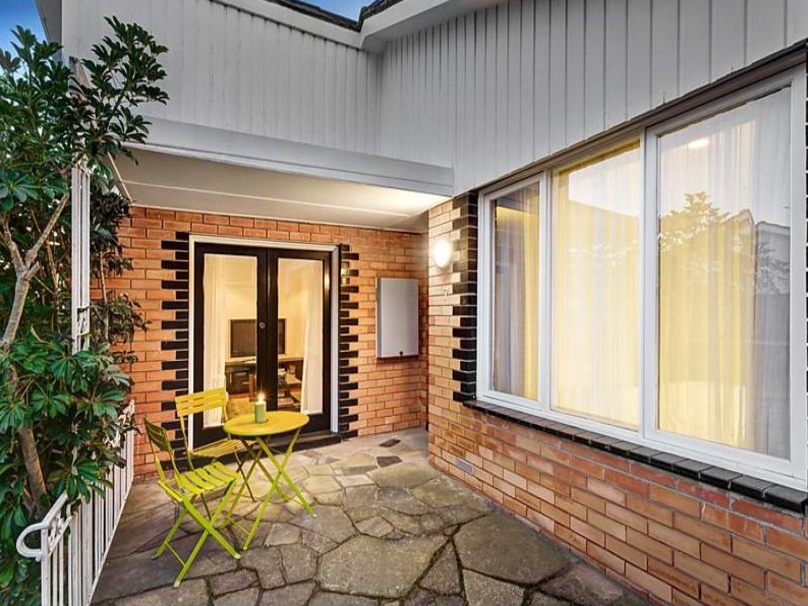 Property Gallery Thumbnail 6