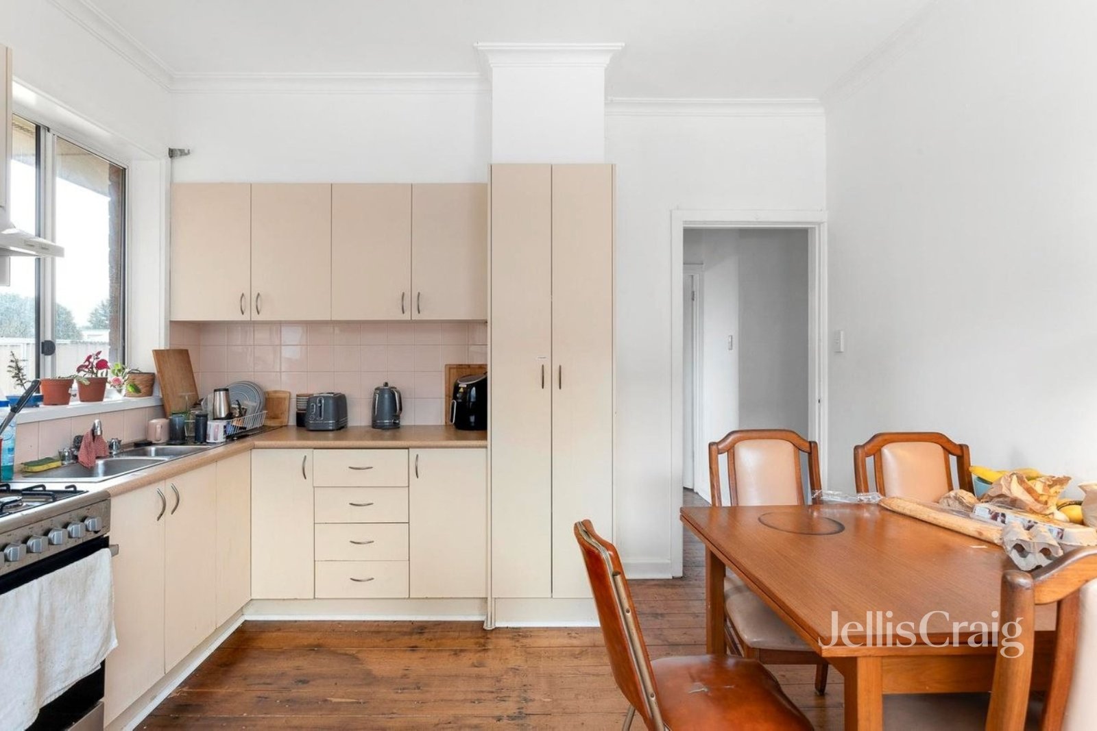 75 Altona Street, Heidelberg&nbsp;Heights image 2