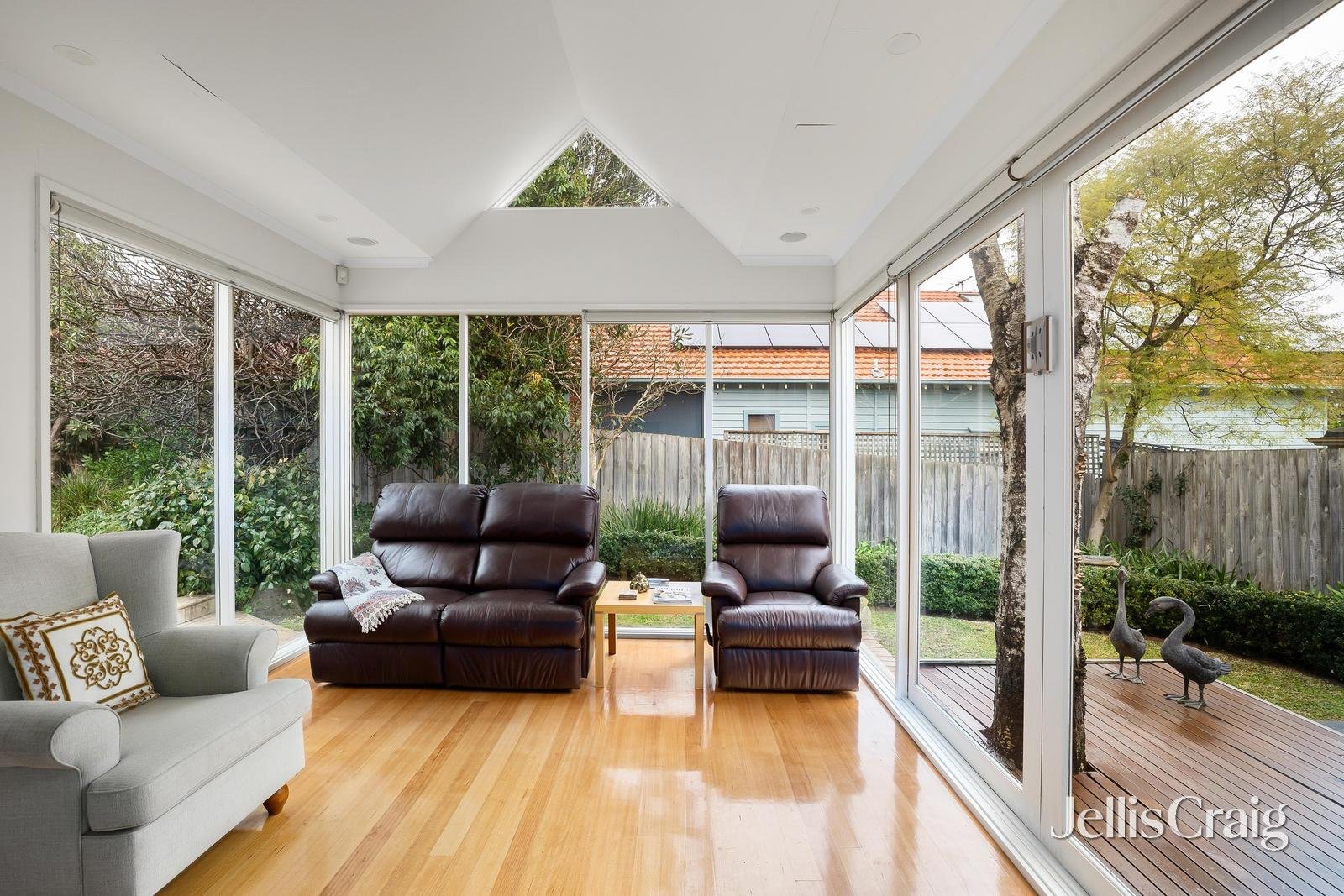75 Athelstan Road, Camberwell image 6
