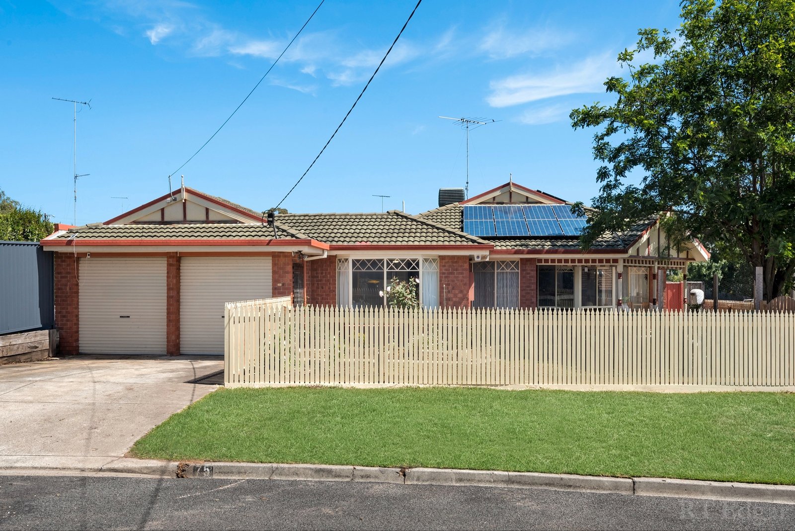 Property Gallery - Main Image
