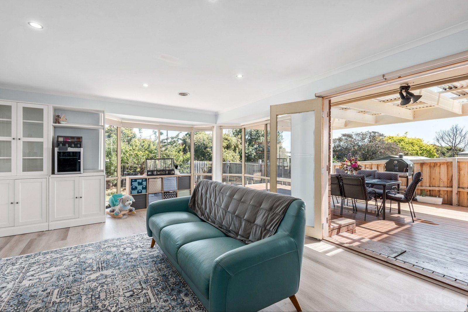 Property Gallery Thumbnail 6