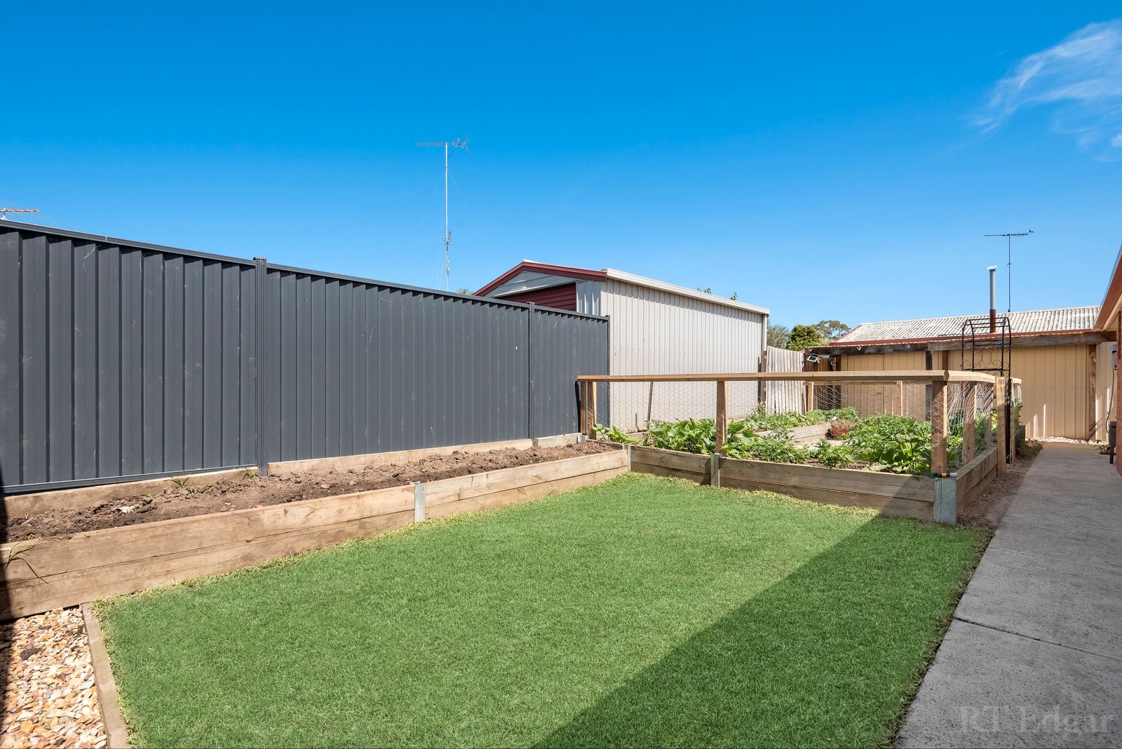 Property Gallery Thumbnail 15