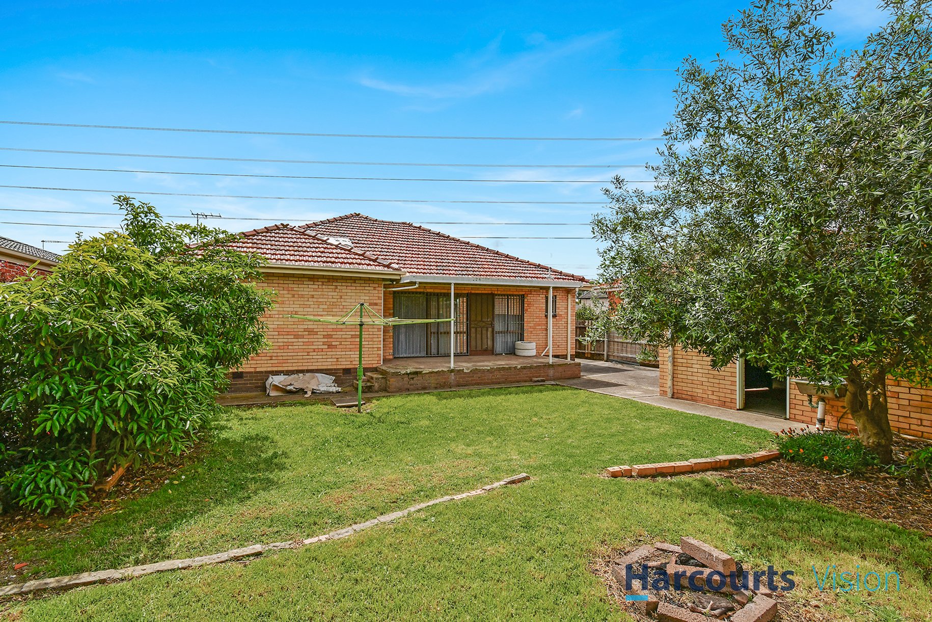 75 Dinah Parade, Keilor East image 3