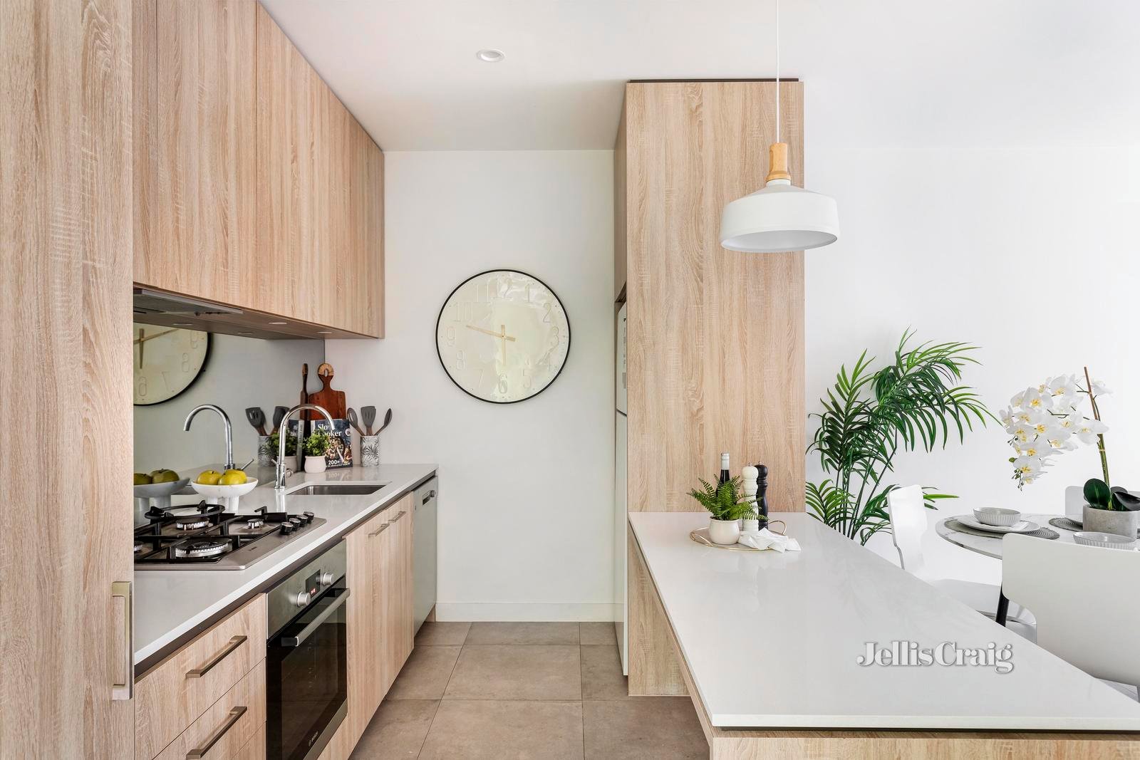 7/5 Eldale Avenue, Greensborough image 13