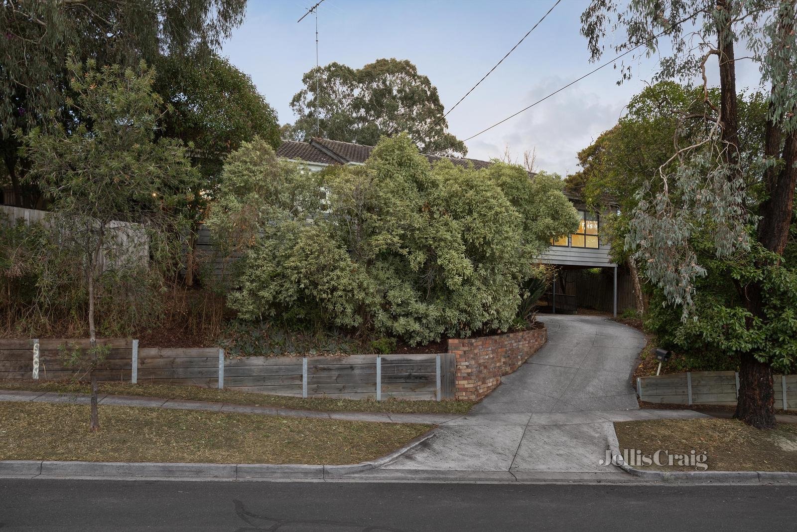 75 Gladstone Road, Briar Hill image 15