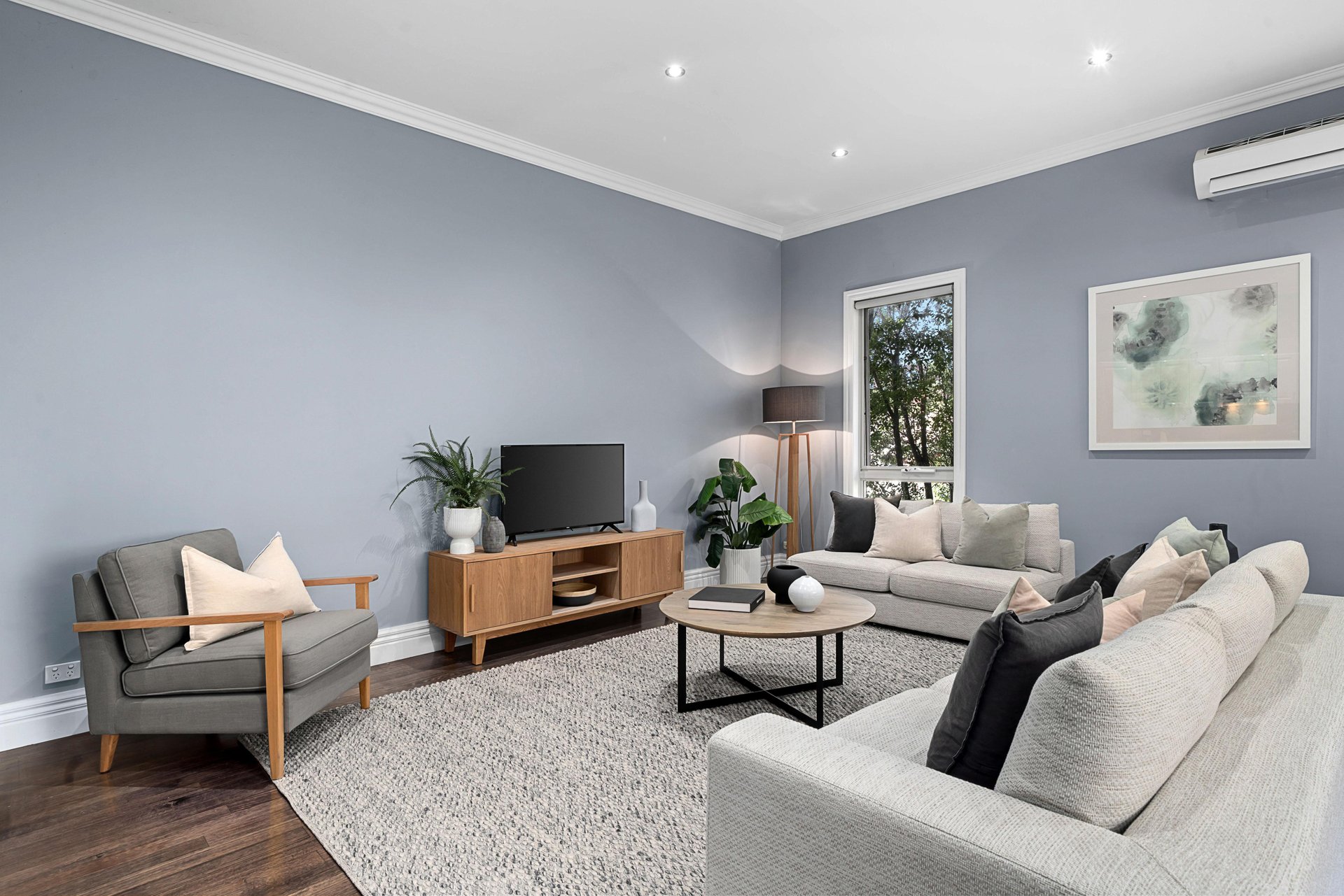 7/5 Greenview Close, Donvale image 2