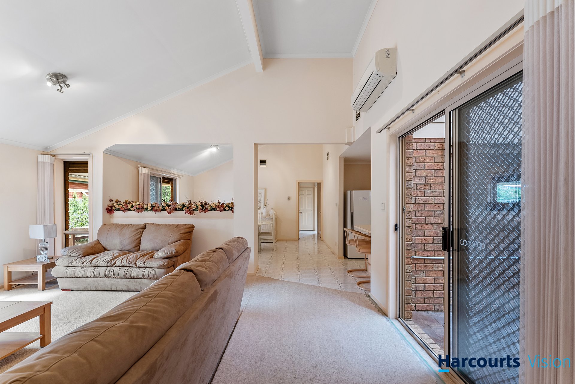 75 Hassett Crescent, Keilor East image 6