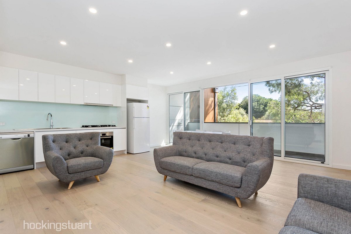 7/5 Hay Street, Box Hill South image 2