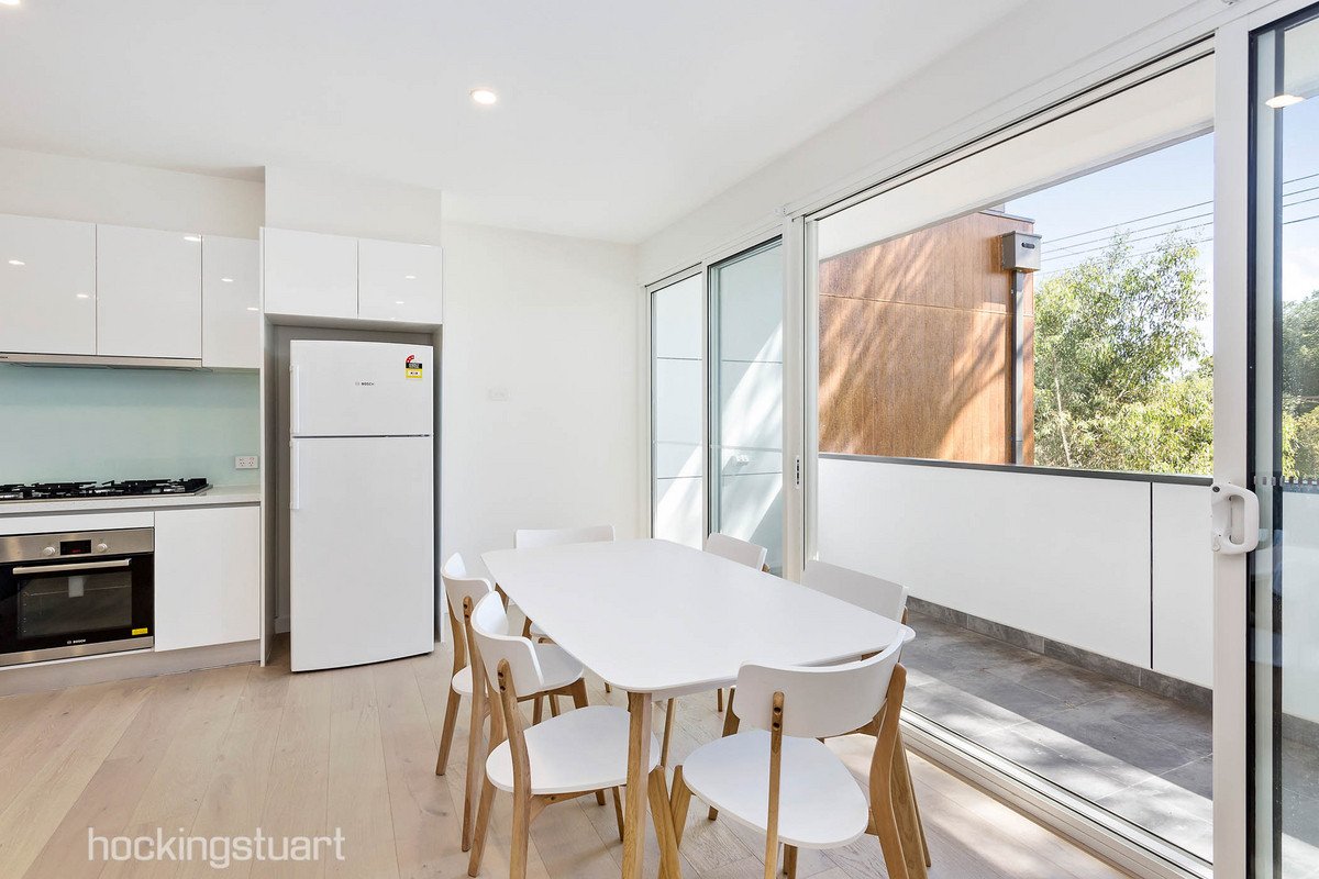 7/5 Hay Street, Box Hill South image 3