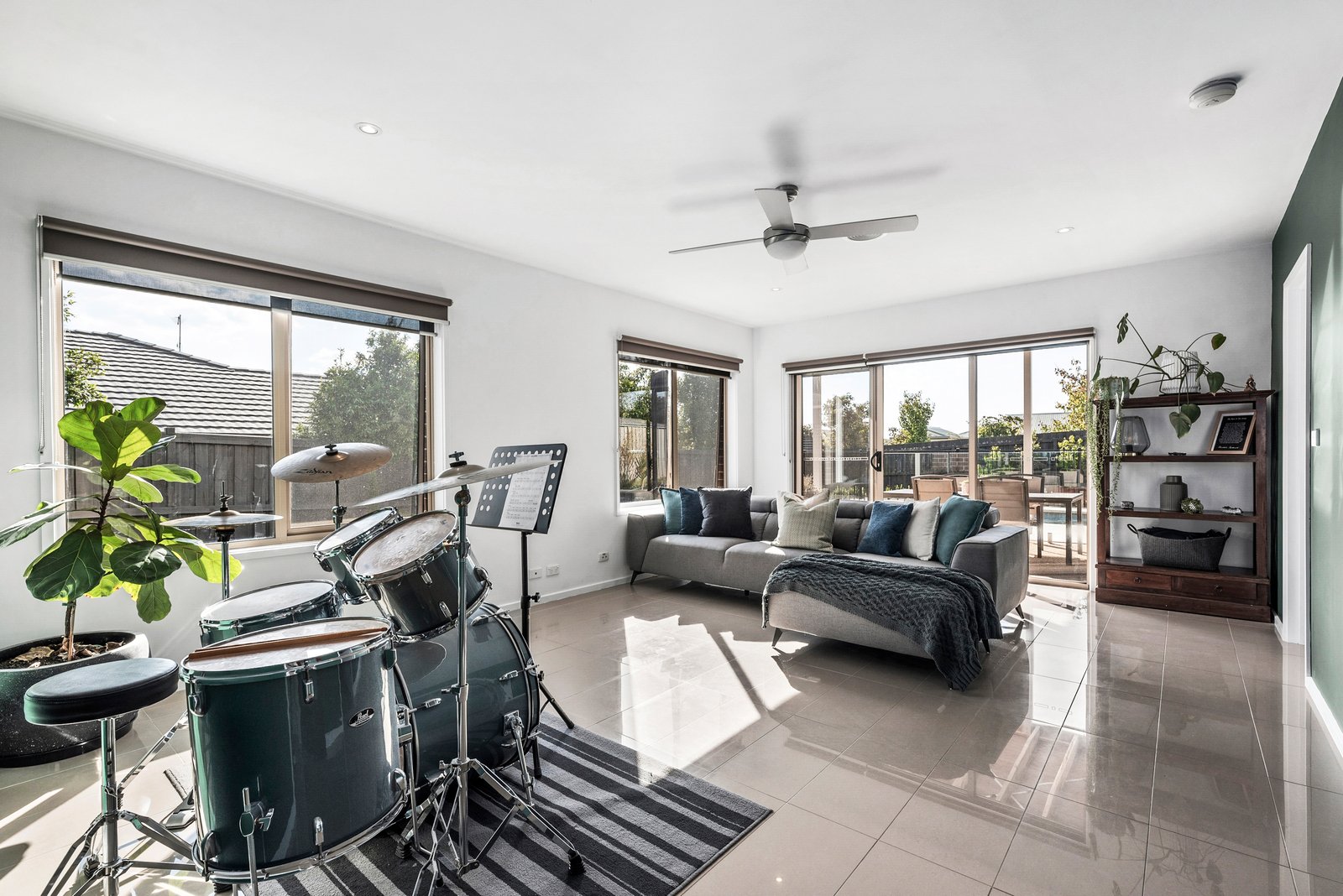 Property Gallery Thumbnail 11