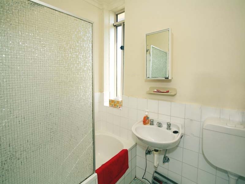 7/5 James Street, Box Hill image 5