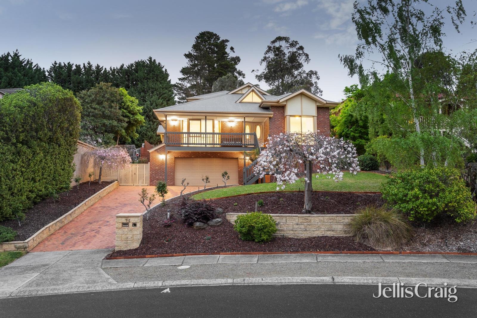 75 Kalbar Road, Eltham image 1