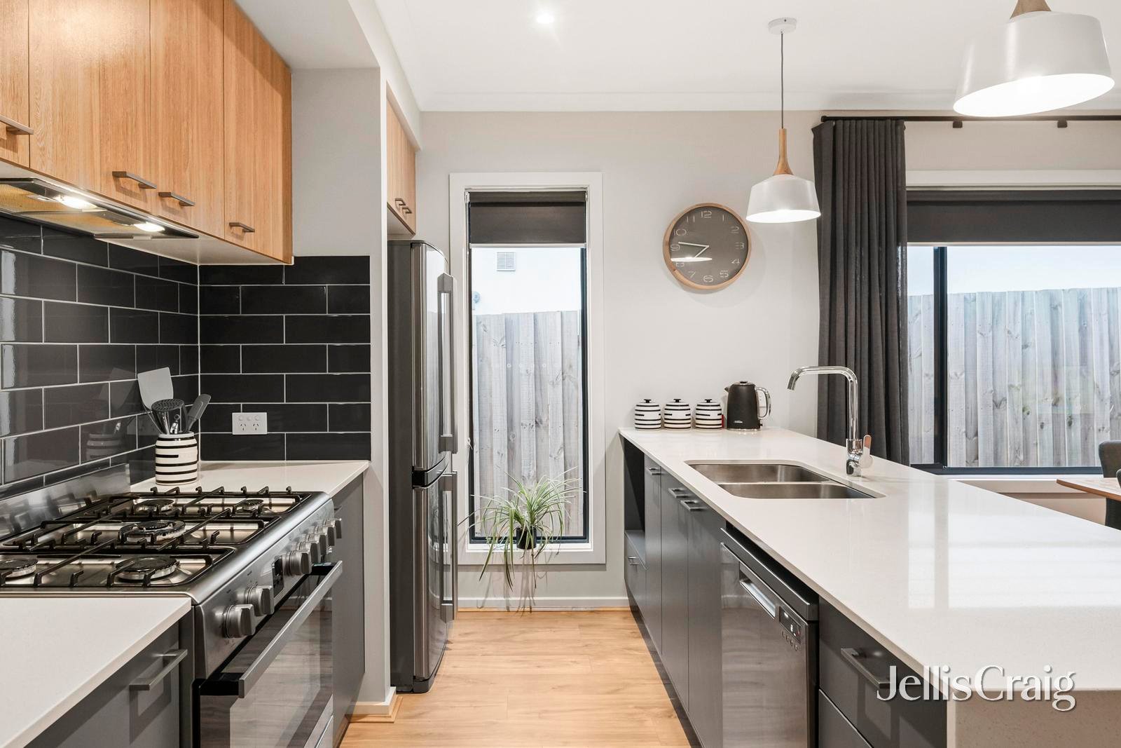 75 Locksley Road, Chirnside Park image 5